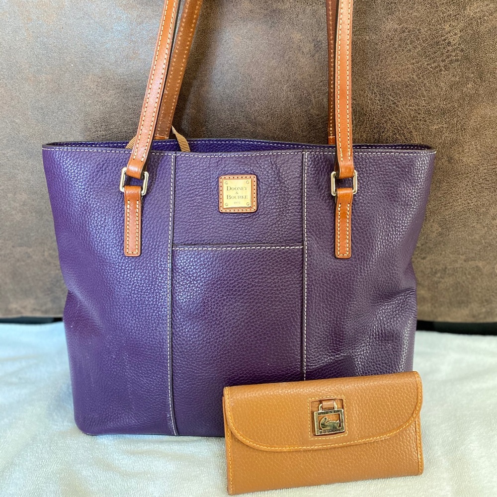 Dooney and Bourke purse and wallet